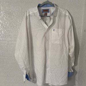 Ariat Men's White and Blue Casual Button-Down Shirt